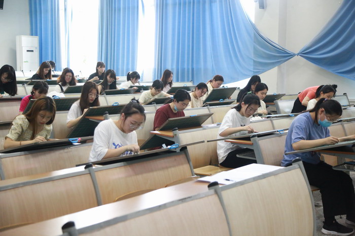bFmc_1653647384536095775.jpg
